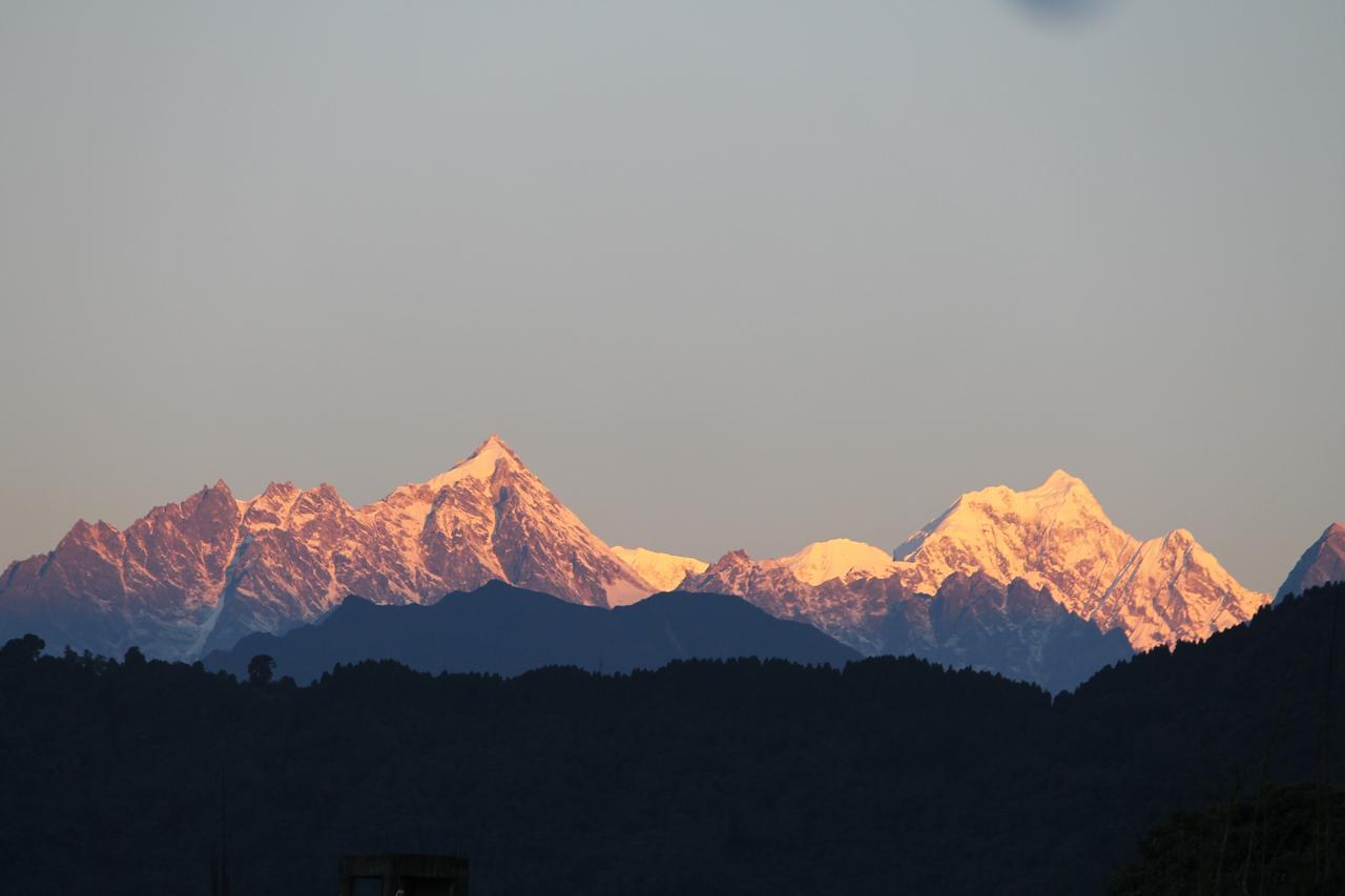 The Lindsay Cheu Den Hotel Gangtok Exterior foto